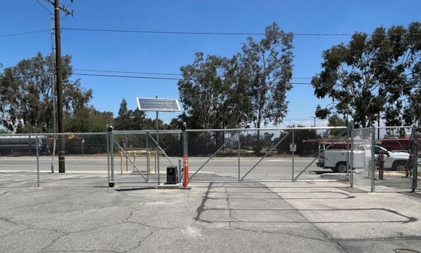 gate1